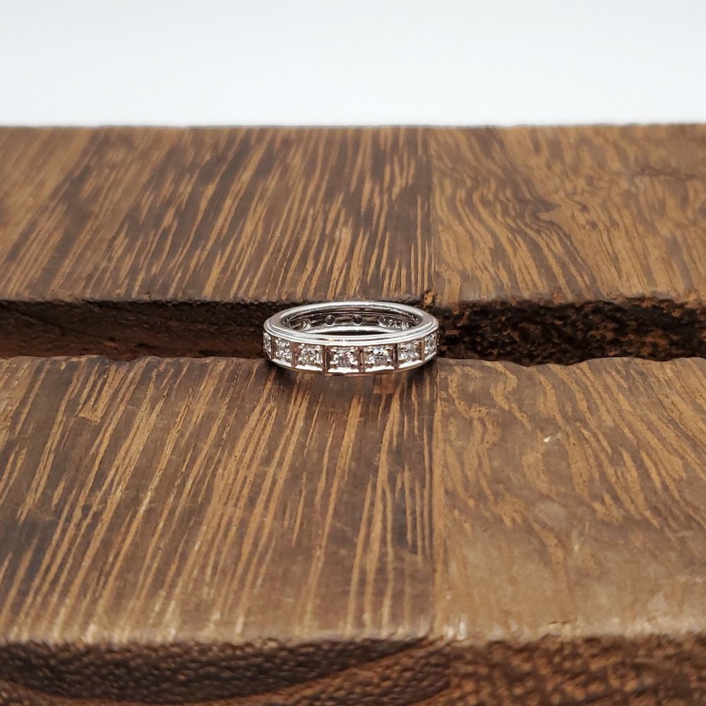 Size 5 925 Sterling Silver Unique Design Cubic Zirconia Gems Ring